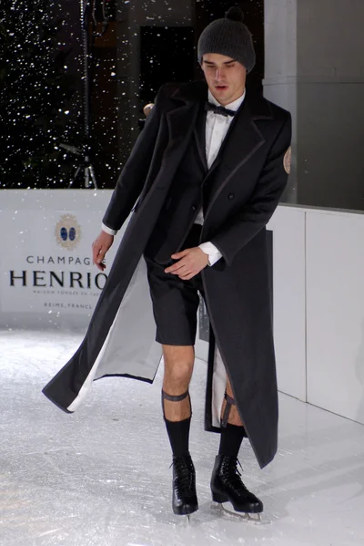 Look 15